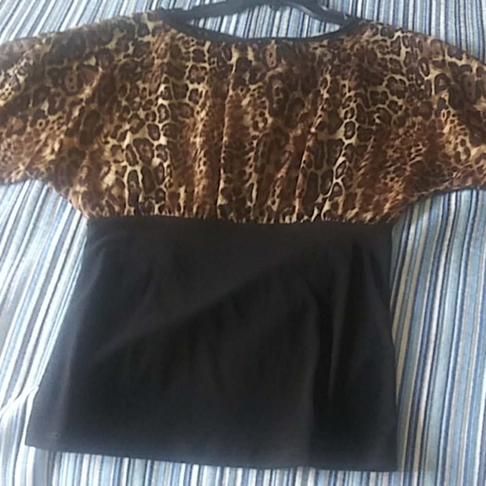 Sheer top bandau size Med. Dolman sleeves